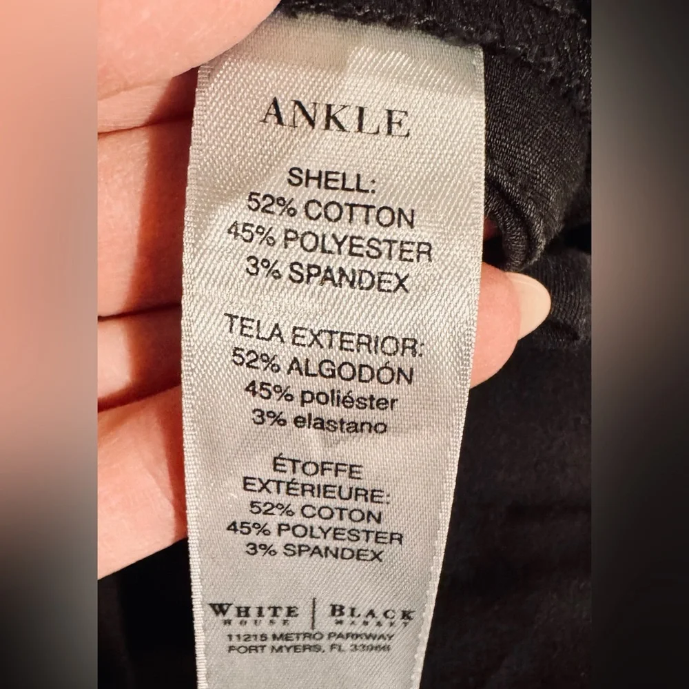 White House Black Market Ankle‎ Length Black Pants